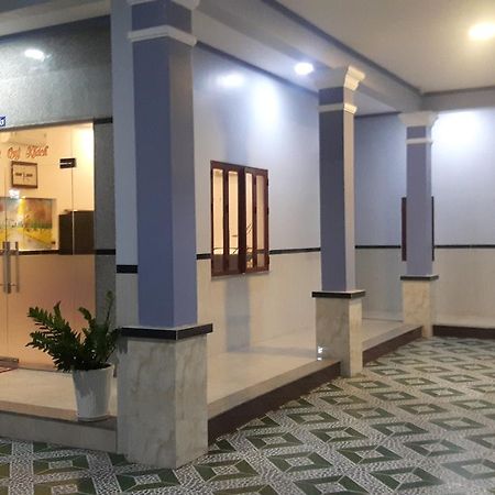 Motel Hoang Gia Long Khanh Exterior photo
