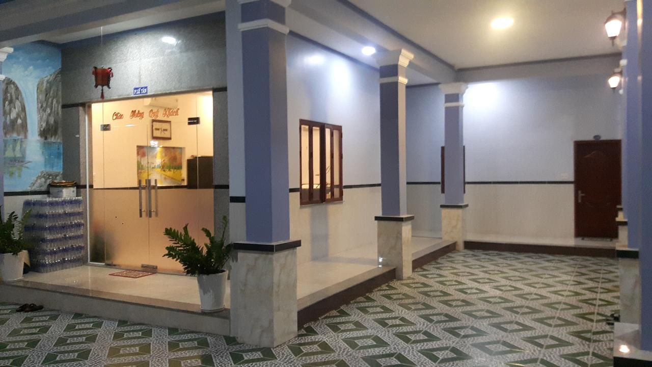Motel Hoang Gia Long Khanh Exterior photo