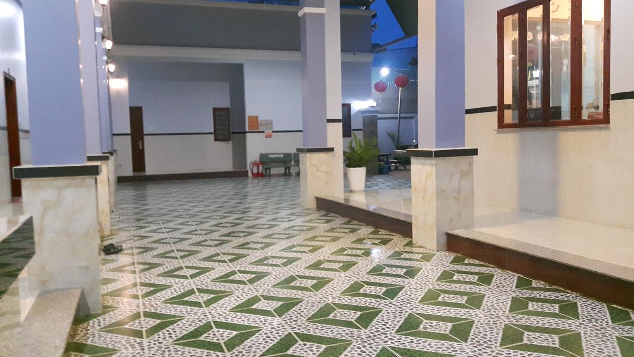 Motel Hoang Gia Long Khanh Exterior photo